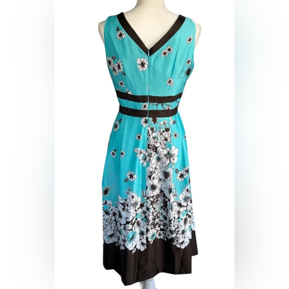 Dressbarn Floral V-Neck Midi Dress in Turquoise and Black - Picture 3 of 10